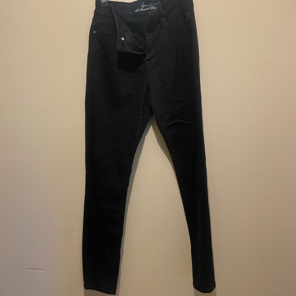 gloria vanderbilt black skinny jeans (size 10p)